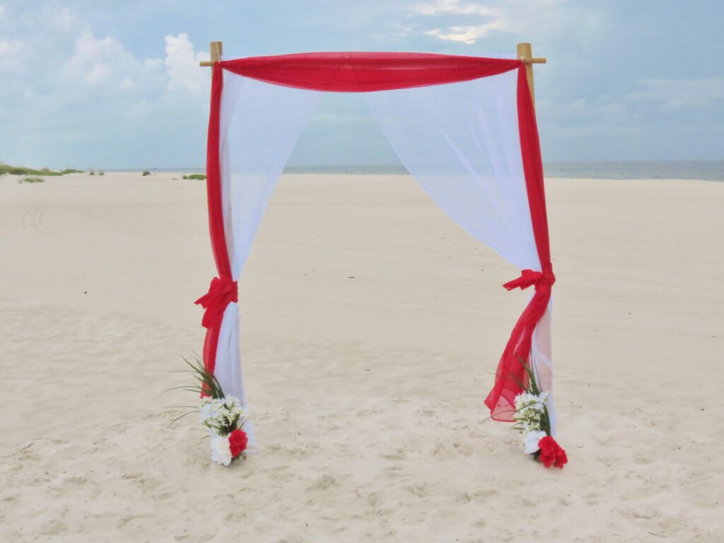 Customize your beach wedding by Beach Weddings Alabama