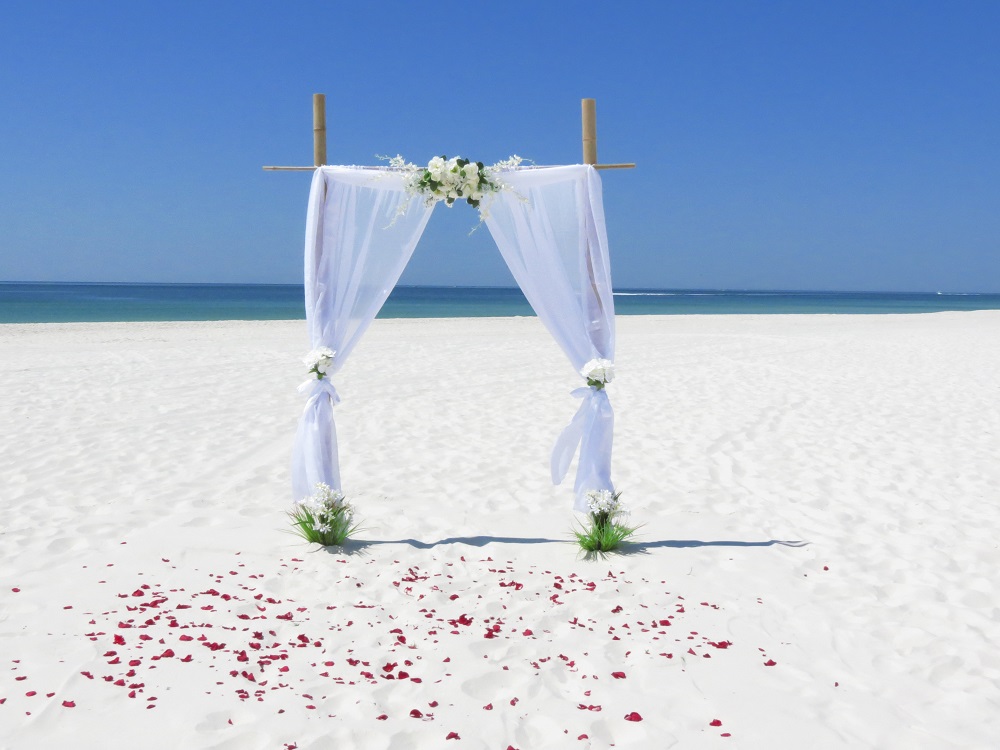 orange beach wedding venue by Beach Weddings Alabama