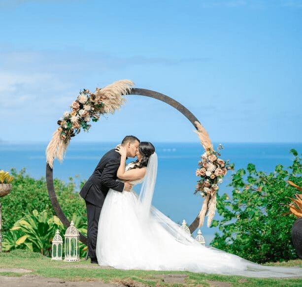 Circle wedding arch, Beach Weddings Alabama