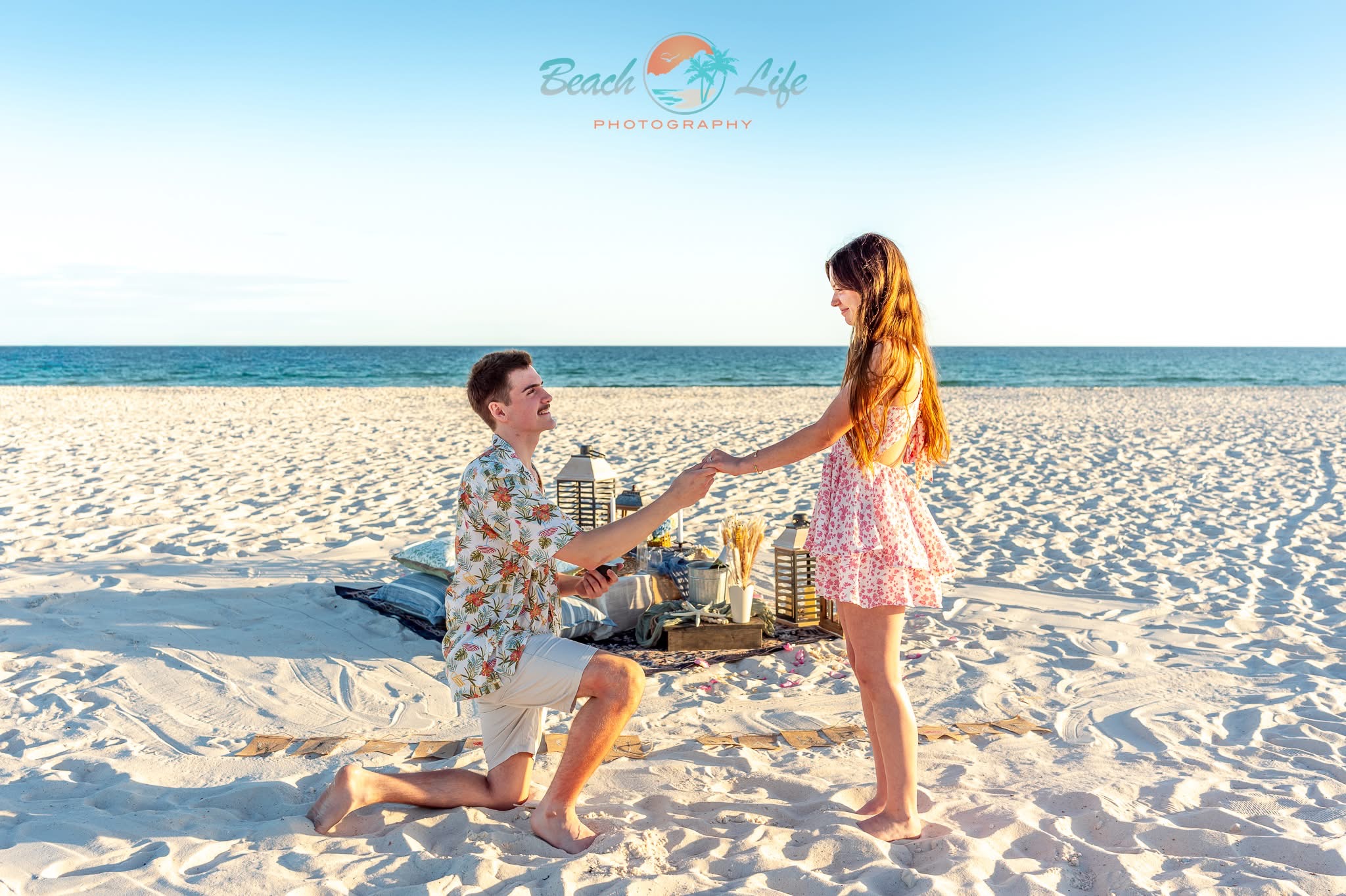 beach-proposal-picnic